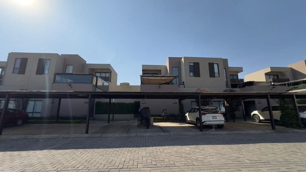 Casa en venta en Quinta las Jacarandas, Metepec